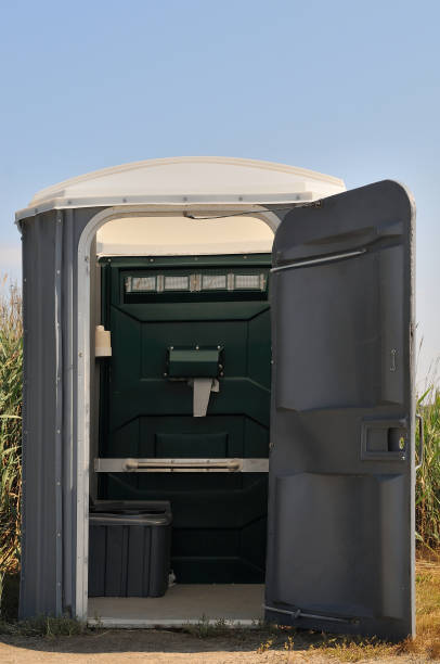 Best High-end porta potty rental  in Anamosa, IA